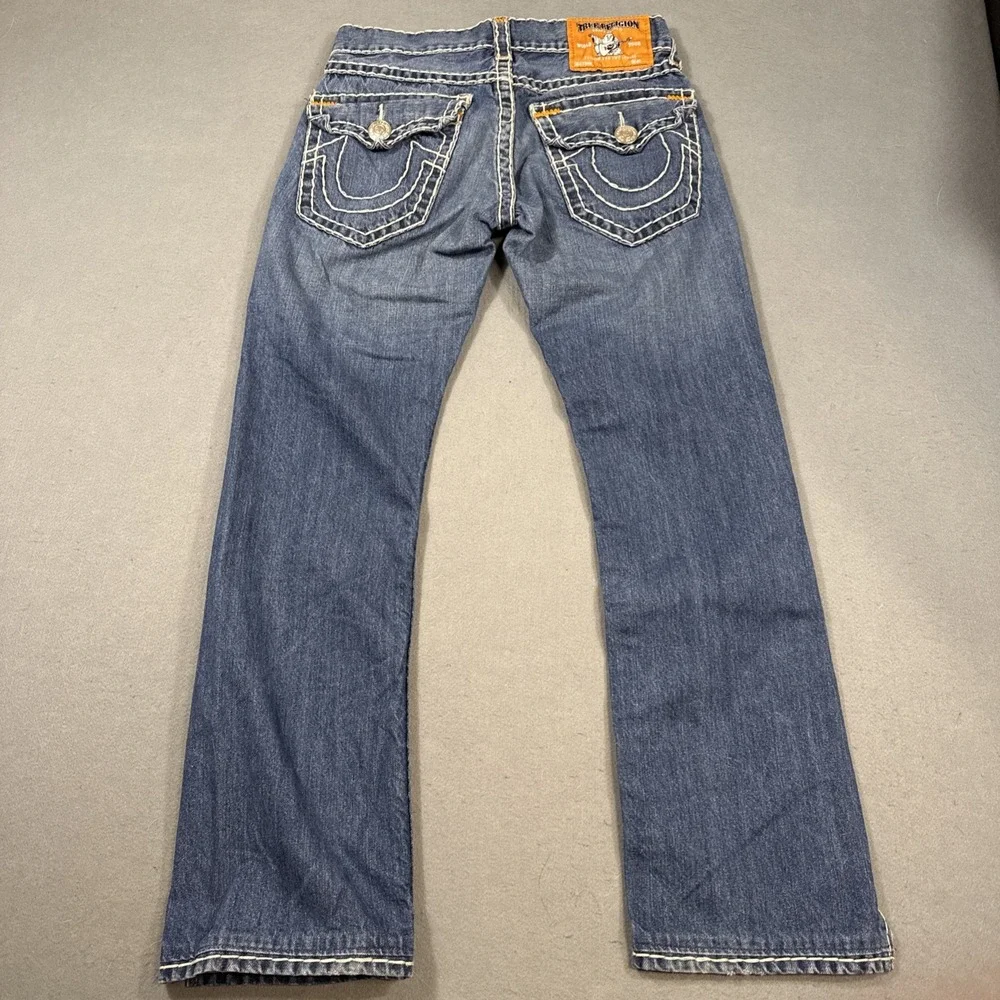 TRUE RELIGION 29 X30 STRAIGHT FLAP SUPER-T ORANGE BACK LOGO PATCH WHISKERING